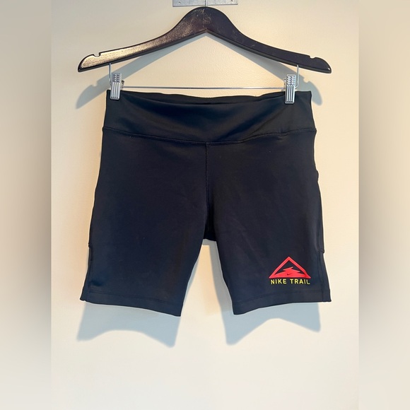 Nike Black Bike Shorts - Picture 2 of 12